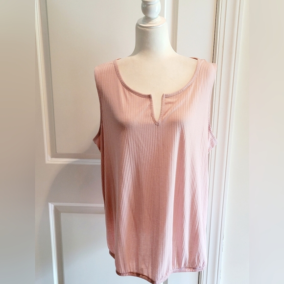 🌺Lane Bryant Sleeveless Top Light Pink - Picture 1 of 6
